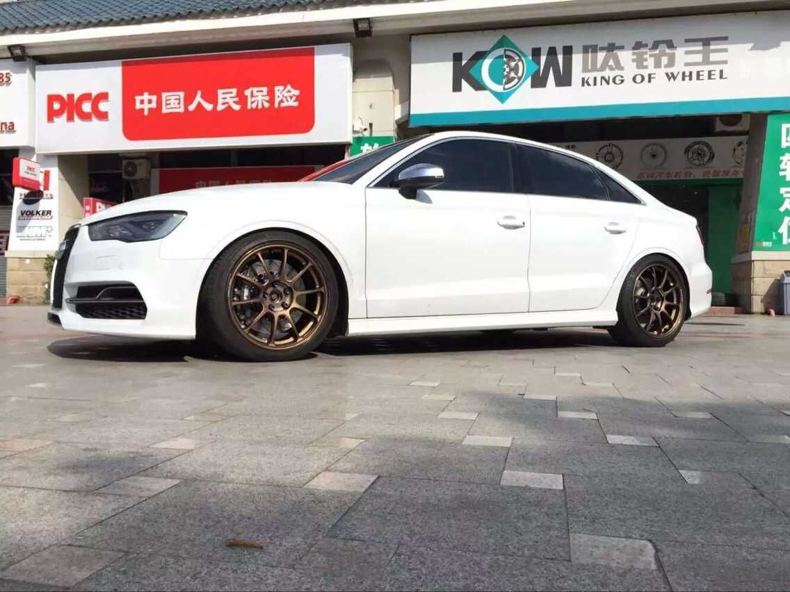 RAYS ZE40上身奧迪S3 減輕簧下質(zhì)量