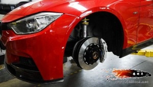大連改裝寶馬328i Brembo剎車換裝alcon剎車德利車