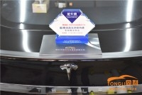 深圳汽車裝飾店-工廠直營(yíng)-內(nèi)飾修復(fù)翻新升級(jí)定制  深圳汽車內(nèi)飾改裝|同利真皮工藝20年|進(jìn)口車翻新|商務(wù)車定制