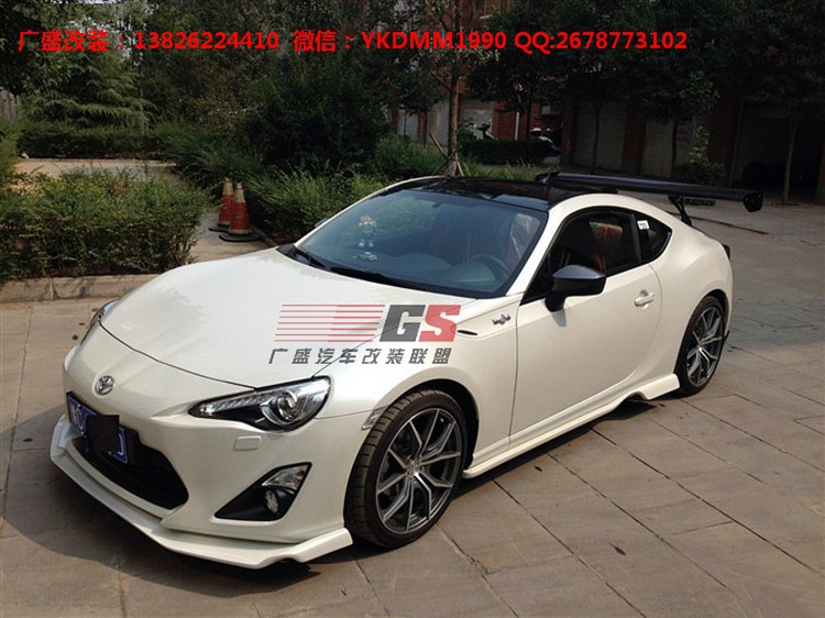 豐田GT86改裝Greddy X Rocket bunny寬體包圍碳纖維前唇后唇尾翼
