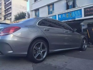 奔馳C、裝18寸 AMG，效果給力！