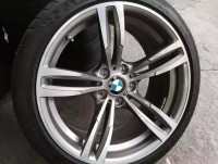 寶馬 M4 、19寸 鍛造 帶胎一套，新車(chē)拆下！