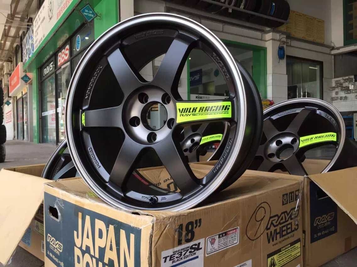 RAYS TE37SL限量版黑色綠標裝奧迪TTS