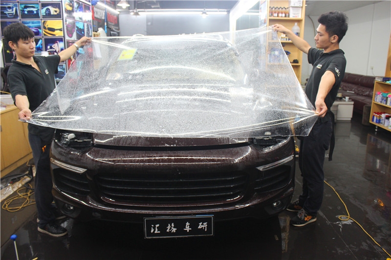 長(zhǎng)沙汽車漆面保護(hù)透明膜 卡宴全車貼透明膜 巨亮PVC價(jià)格實(shí)惠