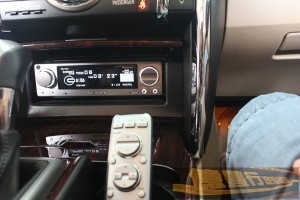 中山億豐行汽車音響改裝&CD經(jīng)常卡機(jī)是怎么回事？