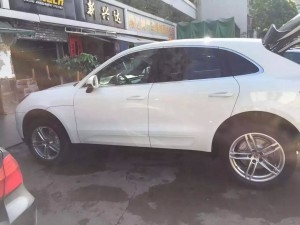 macan、裝原裝 19寸 ，多謝支持！