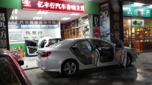 白色的眼光——豐田凱美瑞加裝一鍵啟動(dòng)