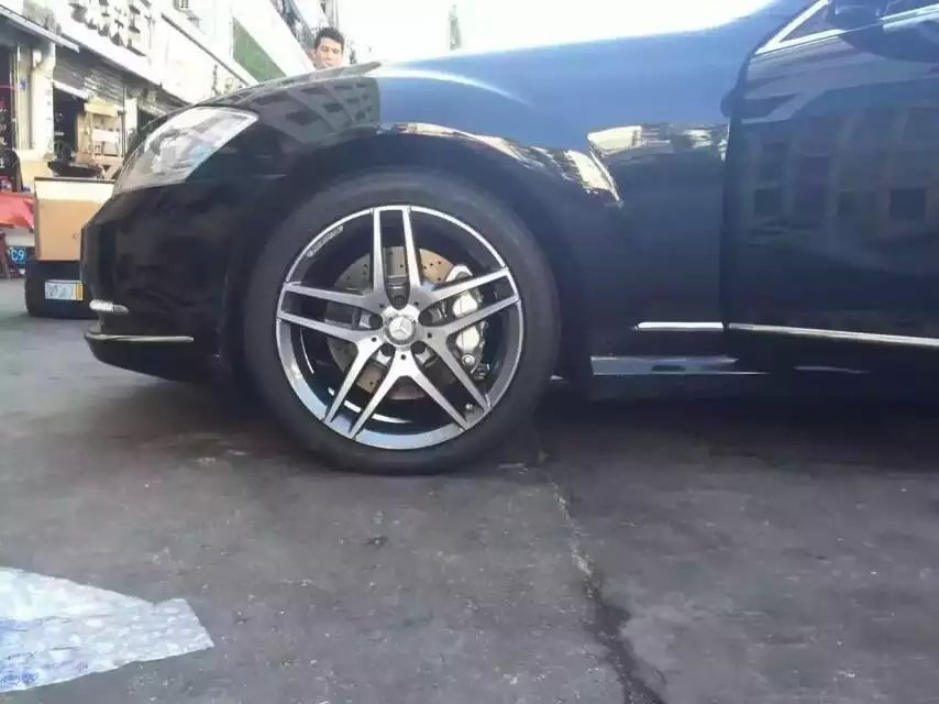奔馳 裝原裝 AMG ！