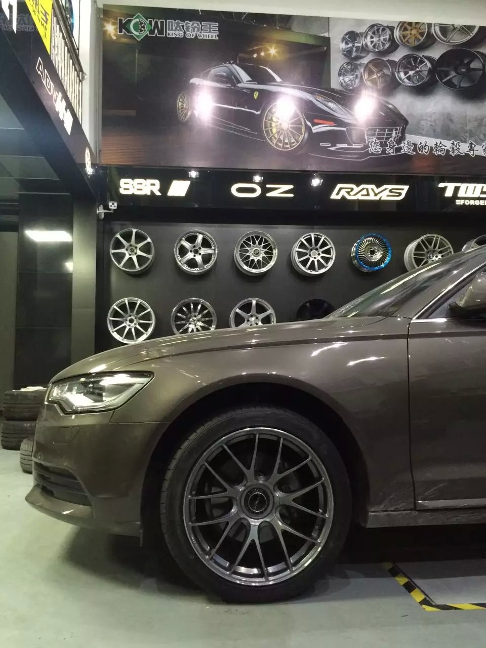 RAYS G27 、19寸 裝奧迪