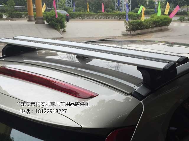 沃尔沃XC60功能拓展安装拓乐行李架可带行李箱及自行车