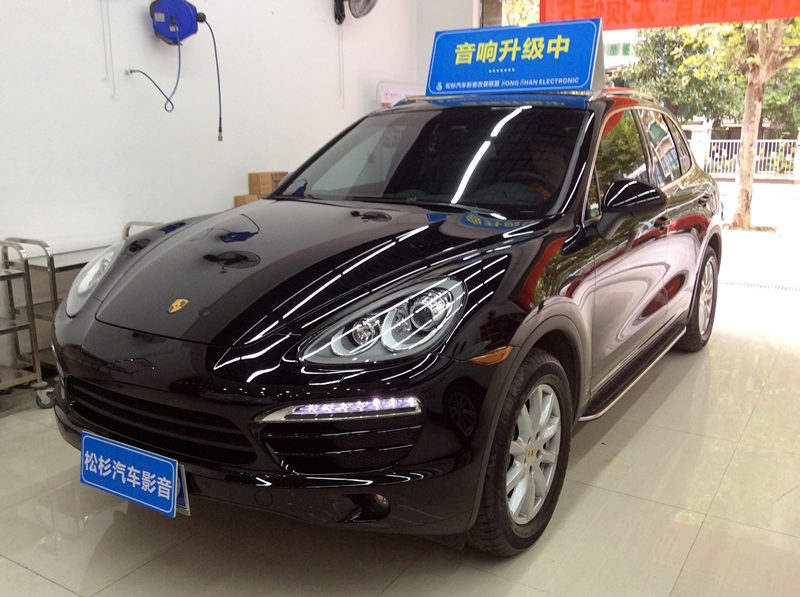 武漢松杉汽車音響改裝【保時捷卡宴】升級意大利歐迪臣音響/中道隔音