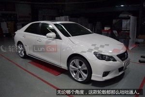 2010款豐田銳志改裝19寸輪轂