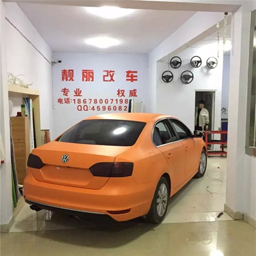 濰坊邁騰全車改色，變身亞光橙