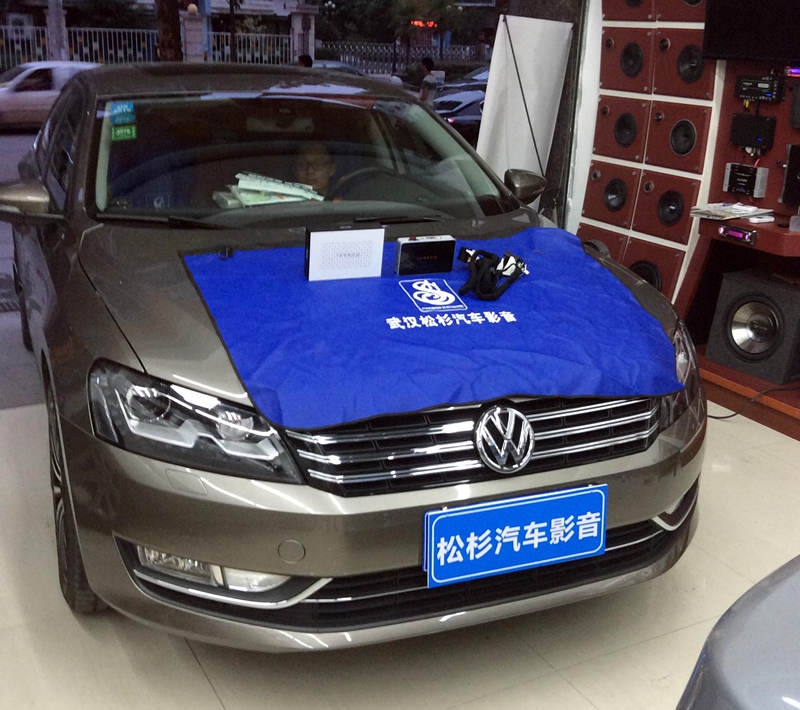 武漢松杉汽車音響改裝安裝大眾帕薩特升級調(diào)音俠