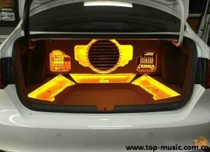 今天給大家分享一下影響汽車音響重放聲的質(zhì)量的因素