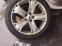 路虎 原裝 5·0．20寸．連呔一套！