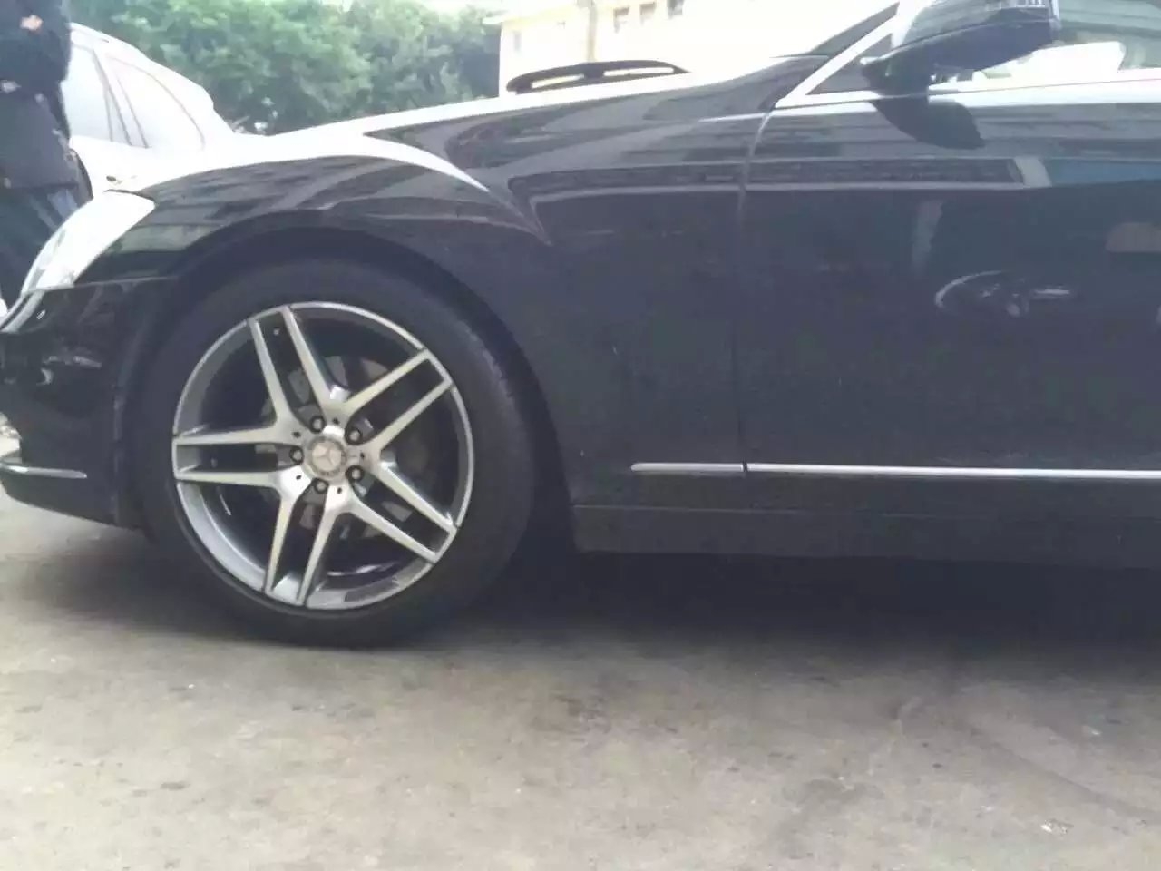 奔馳，裝19寸 AMG 已完工！