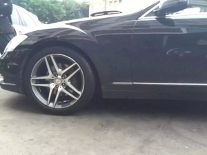 奔馳，裝19寸 AMG 已完工！