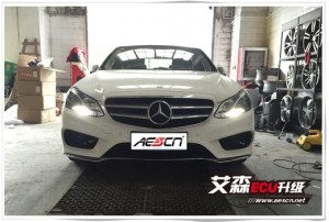 奔馳E260刷艾森ECU升級，改善車輛性能