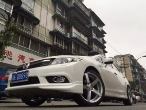 本田思域升級18寸沃森CV3 225 40R18輪胎