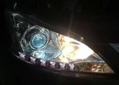軒逸燈光升級q5透鏡+加裝藍色惡魔眼