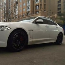 18寸捷豹XF改裝輪轂上車圖
