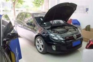 【武漢松杉汽車音響改裝店】大眾高爾夫GTI升級俄羅斯STP汽車隔音