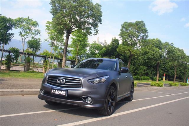 戰(zhàn)斗范兒-QX70 戰(zhàn)斗冰灰