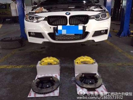 寶馬3系F30+原裝進(jìn)口STOPTECH剎車 黃色六活塞 355打孔套裝上身