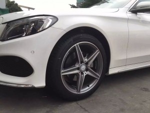 奔馳，裝原裝 18寸 AMG 效果大贊