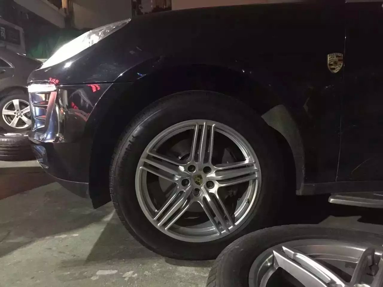 Macan  換原裝 19寸 ！ 完工！