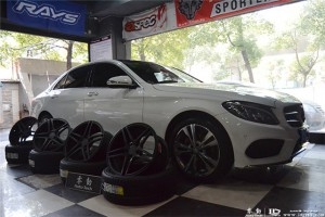 奔馳C200改裝CARDUKE輪轂--湖南哪里有專業(yè)的奔馳改裝店？