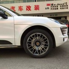 保時(shí)捷瑪卡18寸原裝輪轂換20寸鍛造前后配輪轂