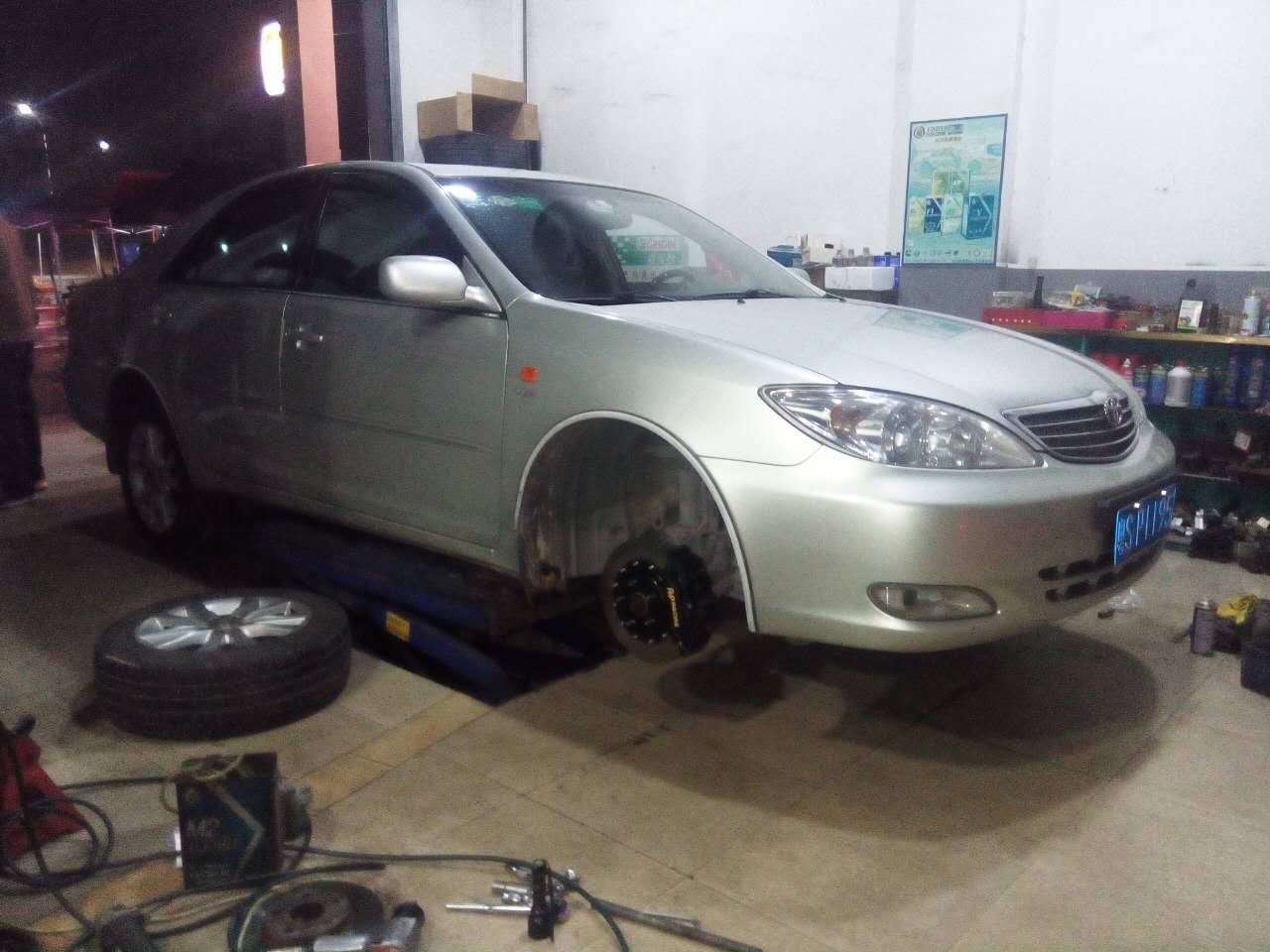 豐田佳美前輪剎車升級(jí)英國(guó)AP5200（經(jīng)濟(jì)改裝）
