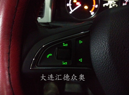 斯柯達(dá)*昕動改多功能方向盤