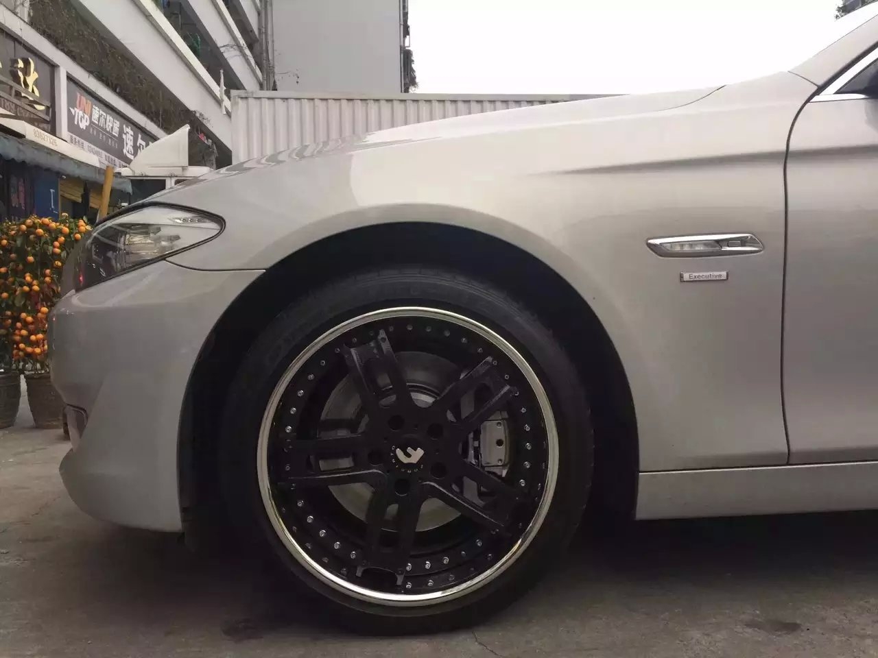 美國F．19寸 裝寶馬