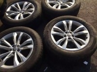 新款 Q7 原廠 19寸