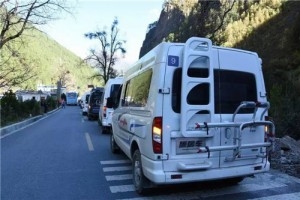 大通如何變房車？