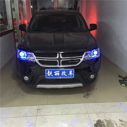 道奇酷威改海拉5雙光透鏡，氙氣燈