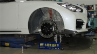 英菲尼迪Q50前轮刹车升级改装