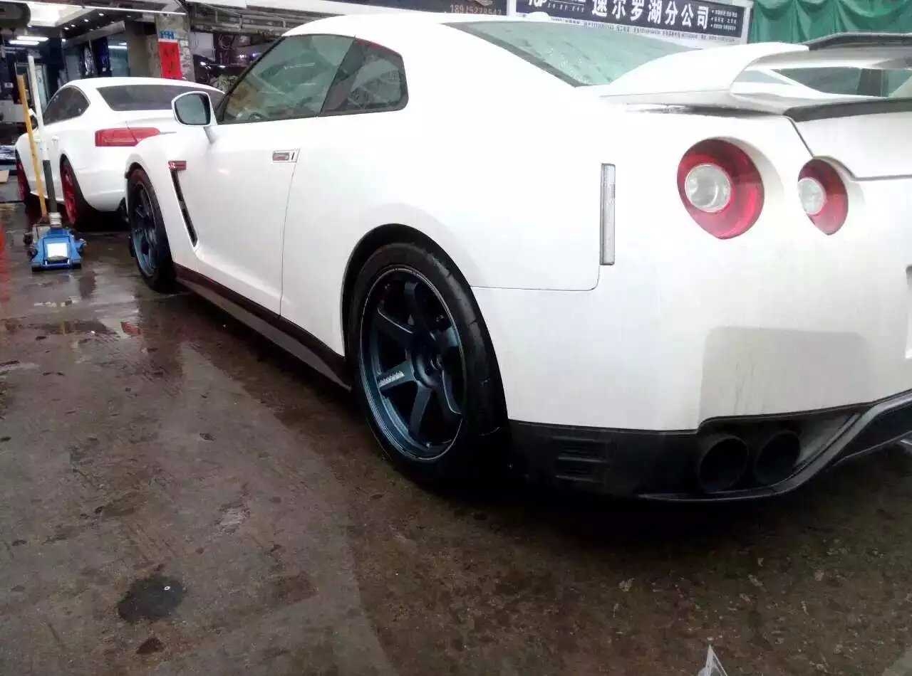 GTR 裝 RAYS TE37  ，戰(zhàn)斗力提升