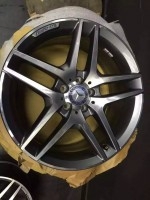 奔馳  S550．19寸 AMG 一套