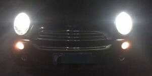 寶馬mini車升級(jí)Q5雙光透鏡    深圳光速車改改燈