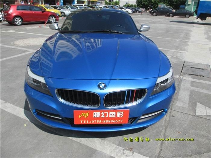 寶馬Z4貼膜改顏色 全車改色施工美國艾利小珠光金屬亮藍(lán)