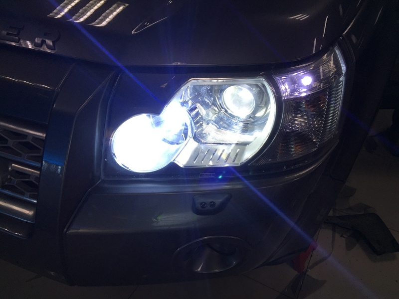 上海路虎攬勝升級車燈 改裝Q5透鏡 雪萊特極光氙氣燈  專業(yè)改燈