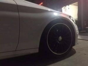 奔馳 ，裝原裝 19寸 AMG ！ 完工