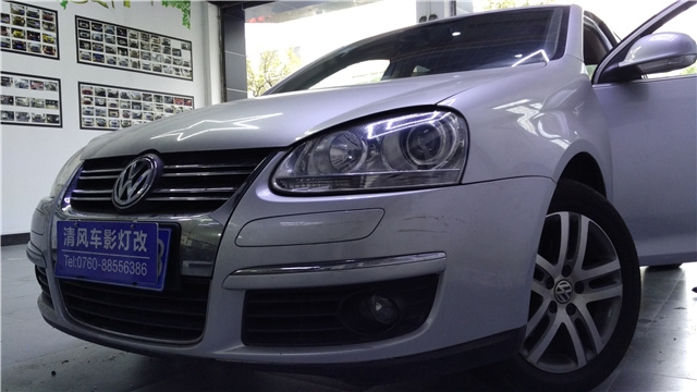 大眾09款速騰車燈升級 原裝Q5雙氙透鏡+飛利浦氙氣燈+奧茲姆安定——清風(fēng)車影燈改