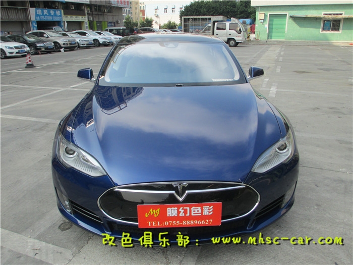 特斯拉全車施工車漆透明保護(hù)膜隱形車身