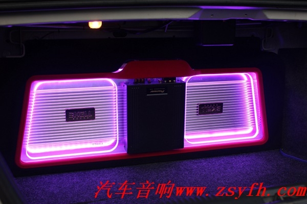 中山億豐行汽車音響改裝.月色朦朧美音回蕩——斯巴魯汽車音響改裝美國霸克