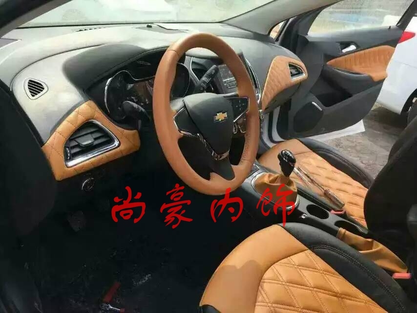 新款的科魯茲內(nèi)飾點(diǎn)綴改裝